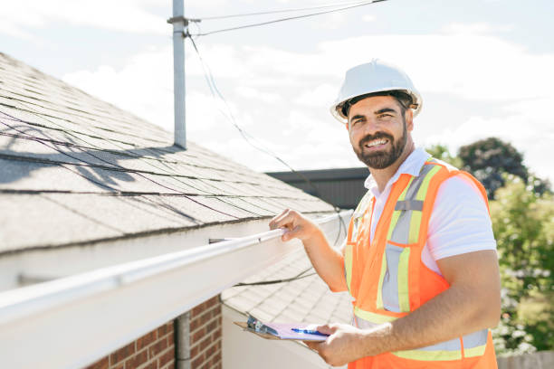 Best Roof Gutter Cleaning  in Stratford, CA